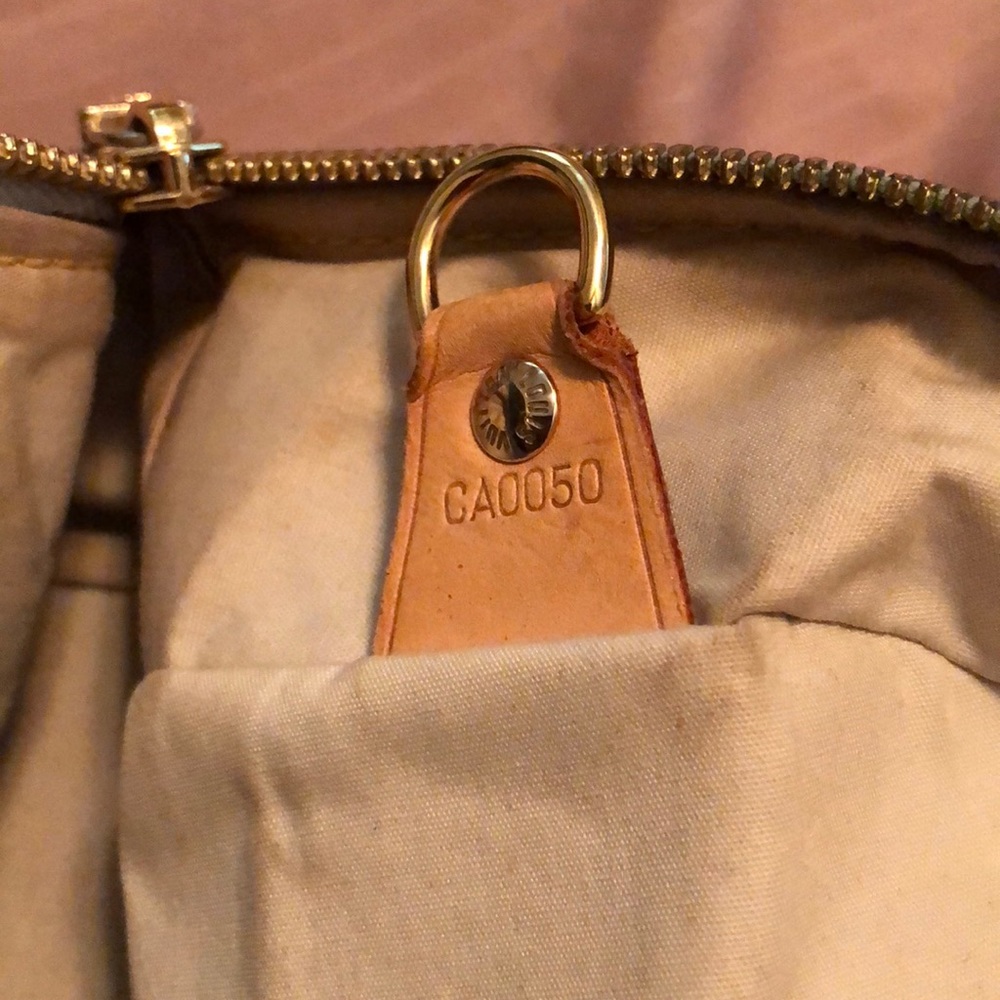 Louis Vuitton purse - Picture 5 of 5